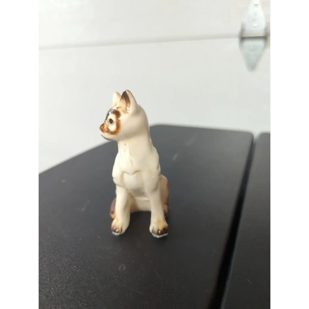 Vintage MCM Japan Siamese Cat Figure Porcelain Kitty Kitten Figurine